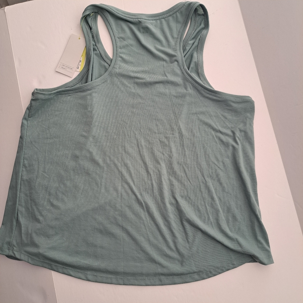 All In Motion Razerback Tank NWT - Picture 3 of 9